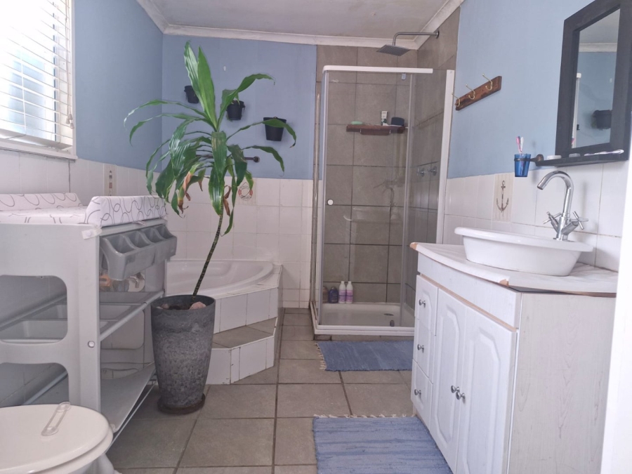 Commercial Property for Sale in Hoekwil Western Cape